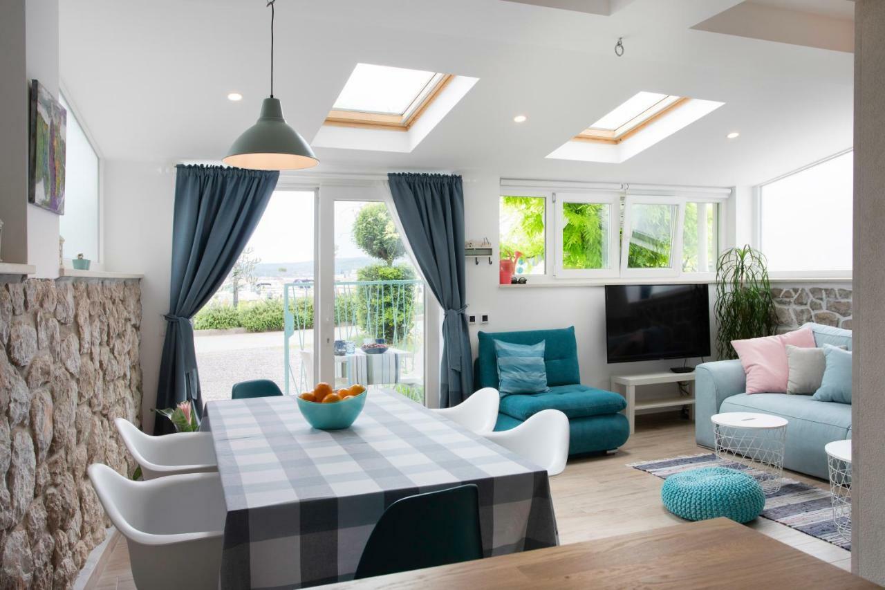Apartments Nika ซริกเวนิซา ภายนอก รูปภาพ
