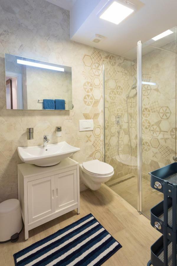 Apartments Nika ซริกเวนิซา ภายนอก รูปภาพ