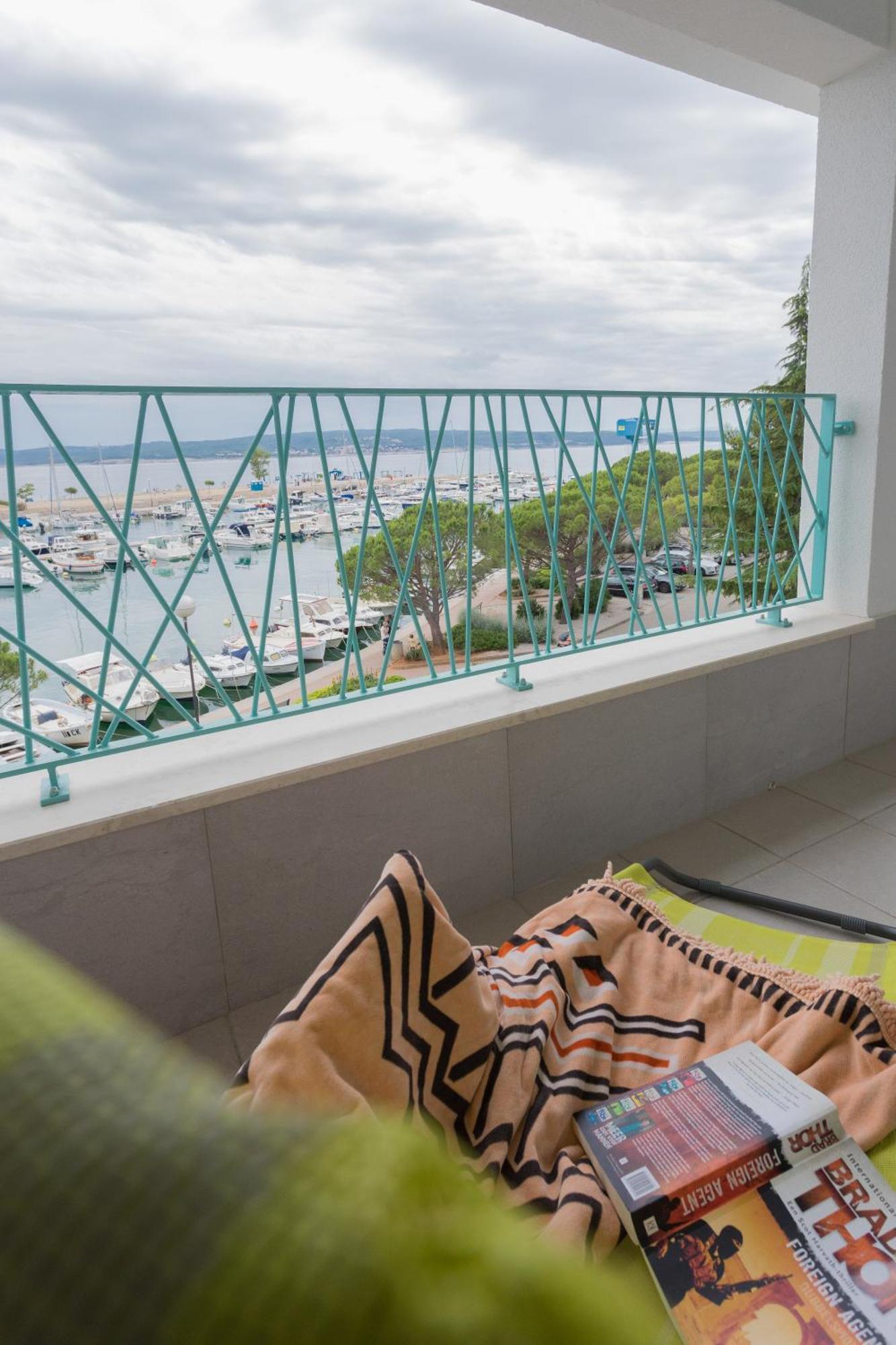 Apartments Nika ซริกเวนิซา ภายนอก รูปภาพ