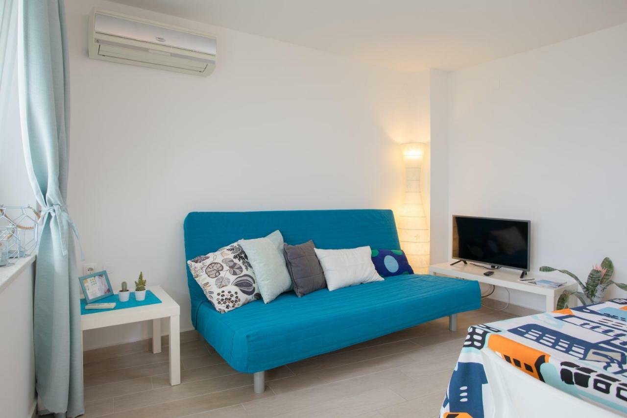 Apartments Nika ซริกเวนิซา ภายนอก รูปภาพ