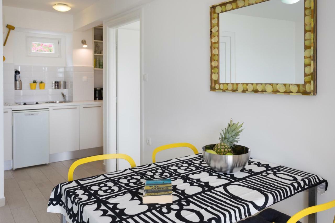 Apartments Nika ซริกเวนิซา ภายนอก รูปภาพ