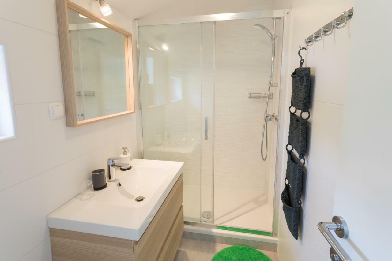 Apartments Nika ซริกเวนิซา ภายนอก รูปภาพ