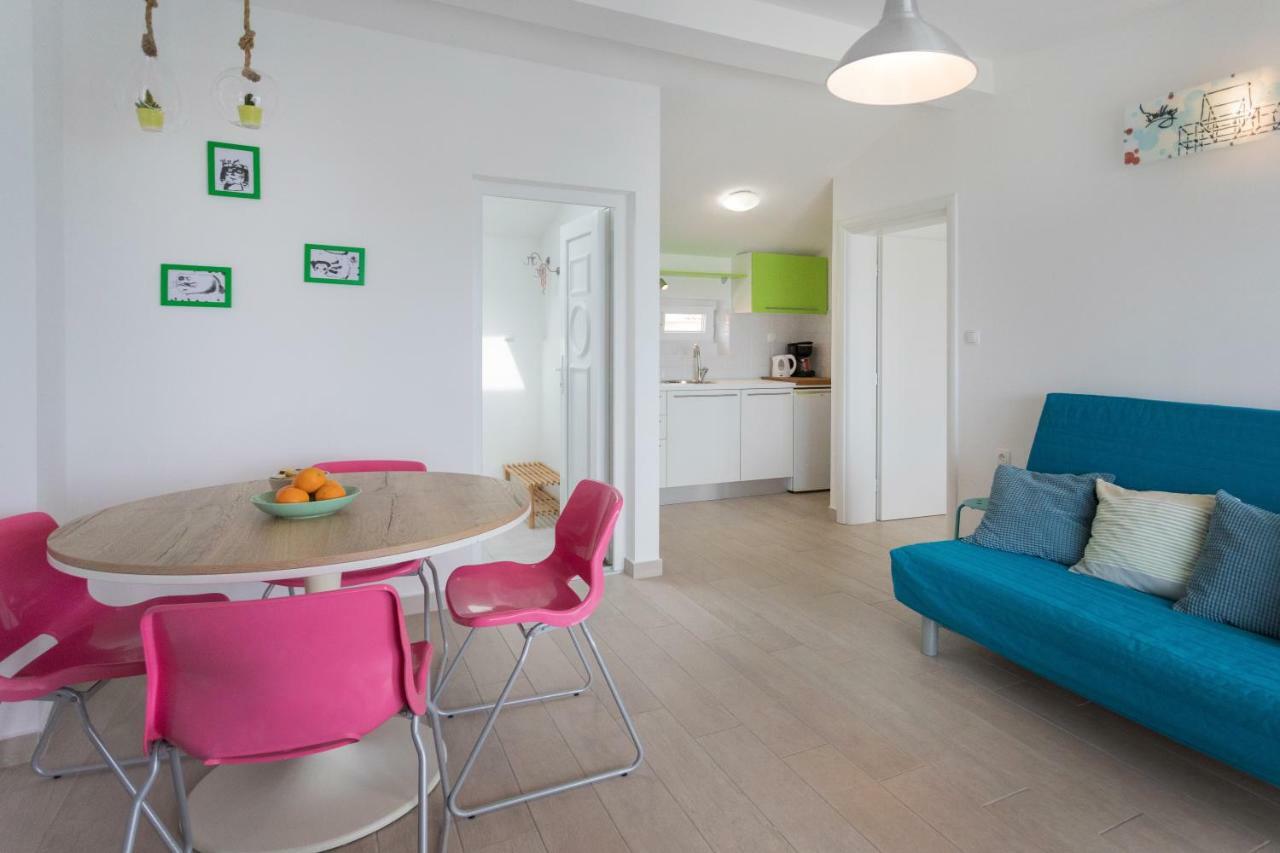 Apartments Nika ซริกเวนิซา ภายนอก รูปภาพ