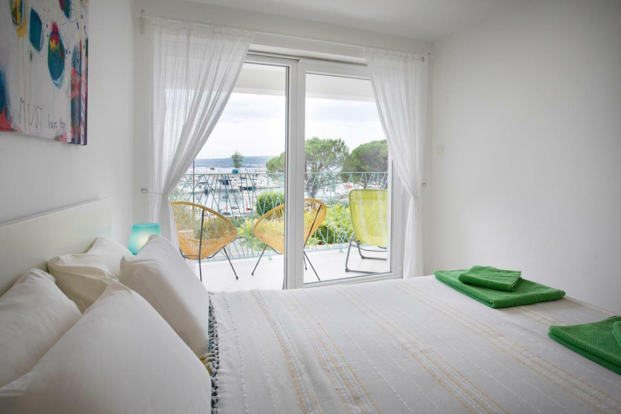 Apartments Nika ซริกเวนิซา ภายนอก รูปภาพ
