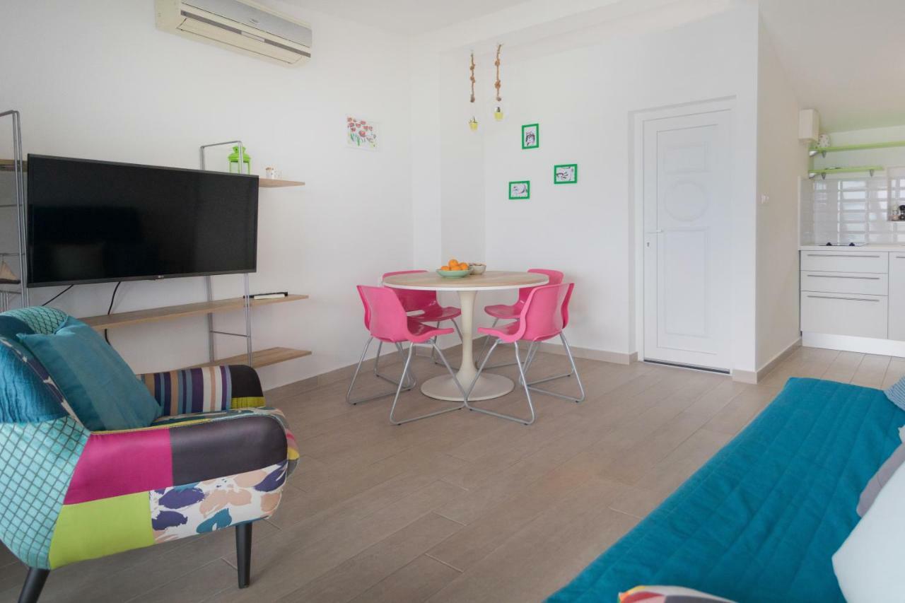 Apartments Nika ซริกเวนิซา ภายนอก รูปภาพ