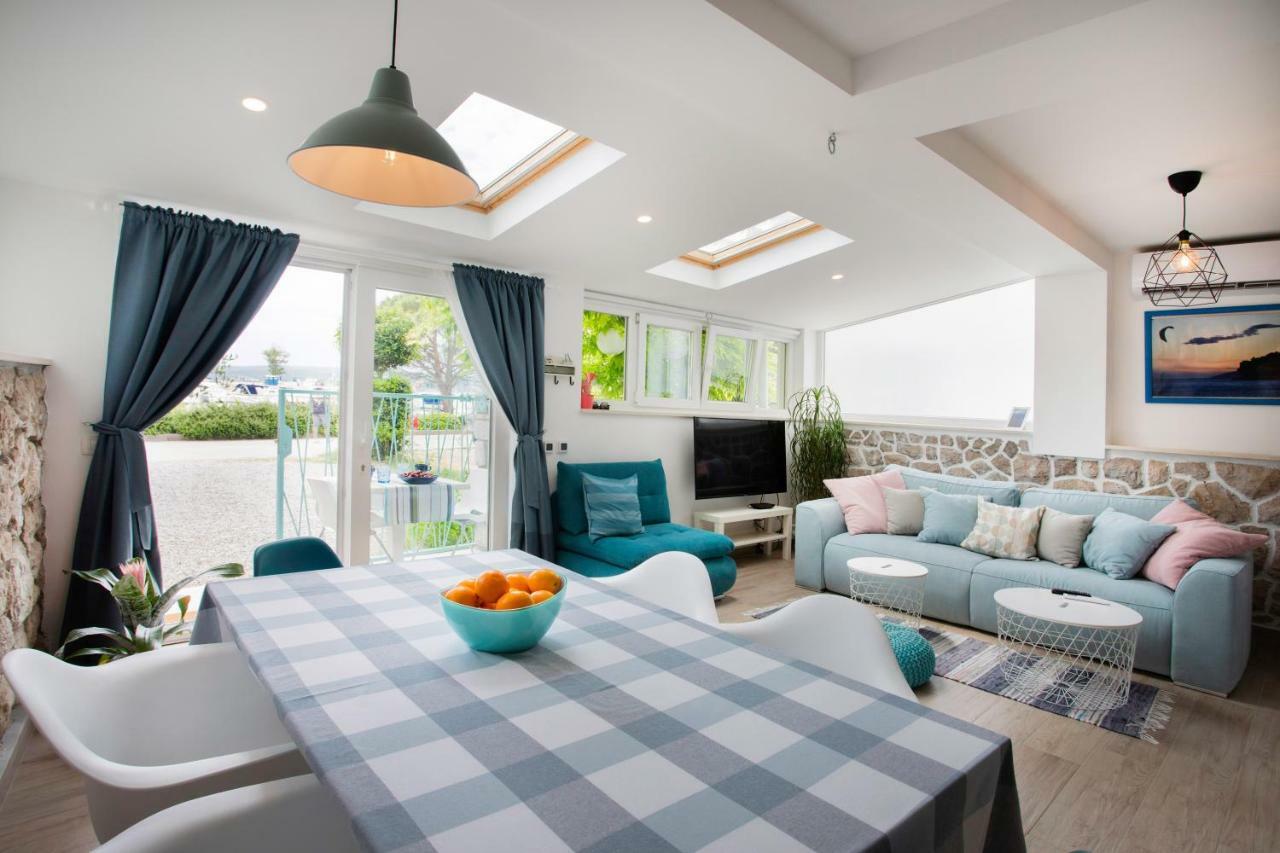 Apartments Nika ซริกเวนิซา ภายนอก รูปภาพ